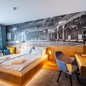**** Hotel Mightytwice Deutschland